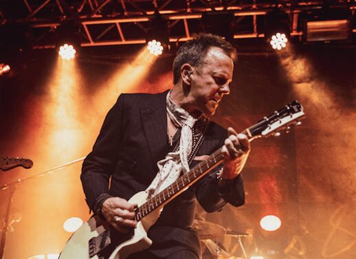 Kifer Saterlend singlom “Simpler Time” najavio studijski album “Grey”