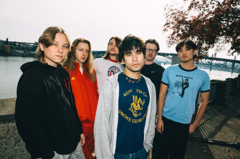 Pogrešno nepogrešivi… The Sophs objavili debi album “Goldstar”