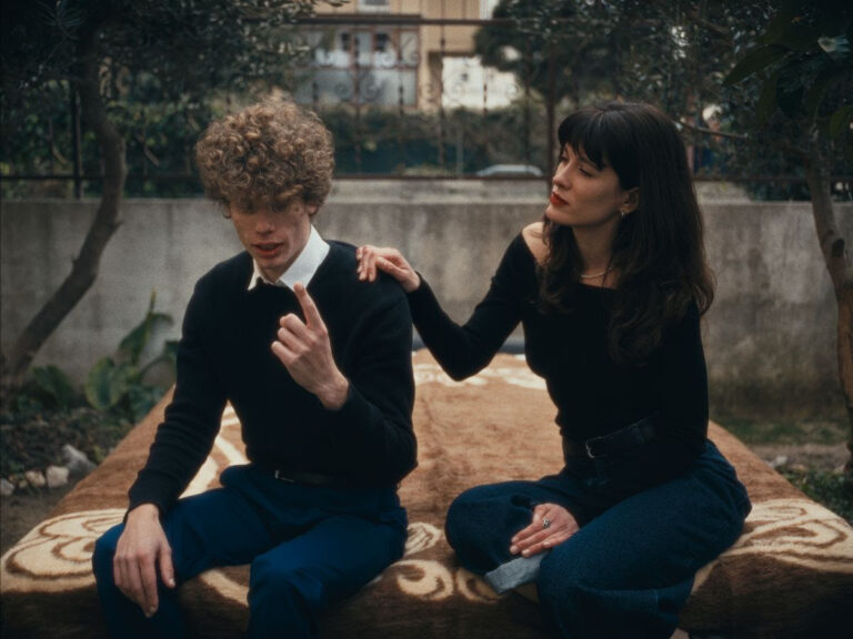 Tema o kojoj se ne govori glasno… Bend RØLØ predstavio novi singl “Melasa”