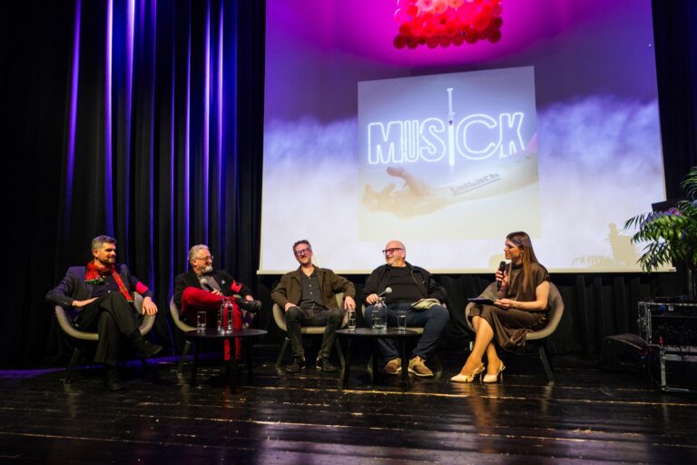 Laibach u ljubljanskoj Cukrarni zvanično predstavio svoj predstojeći album “MUSICK”… na svoj način