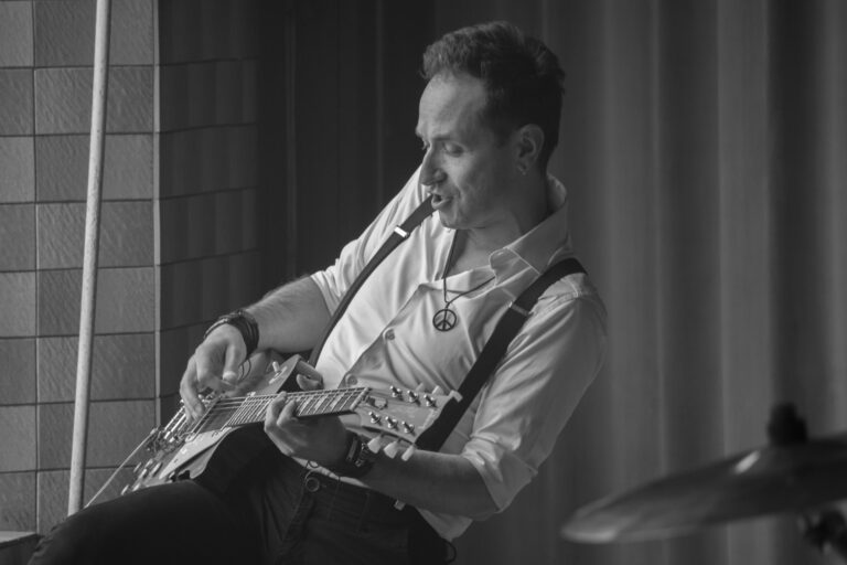 Dado & Dol Magic Crew objavili video singl “Probudi se”