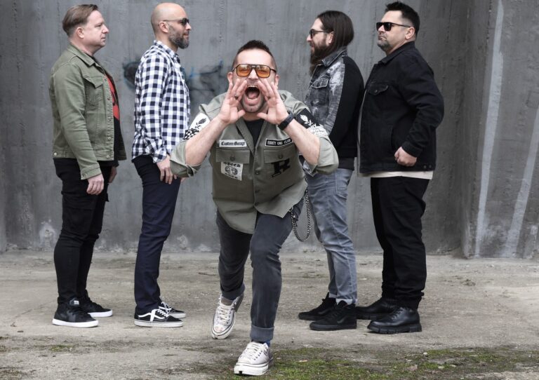 Vatra “Razglednicom” priziva leto