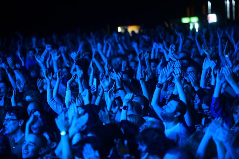 Završen je međunarodni konkurs Apply to Play @ Kontakt X: Više od 200 prijavljenih bendova za showcase program desete Kontakt konferencije