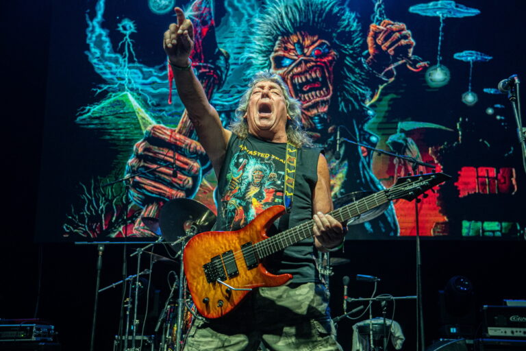 Oda metalu i Iron Maidenu – Rainmaker sa specijalnim gostima oduševio publiku u Hangaru, Denis Straton impresioniran našim fanovima i Beogradom