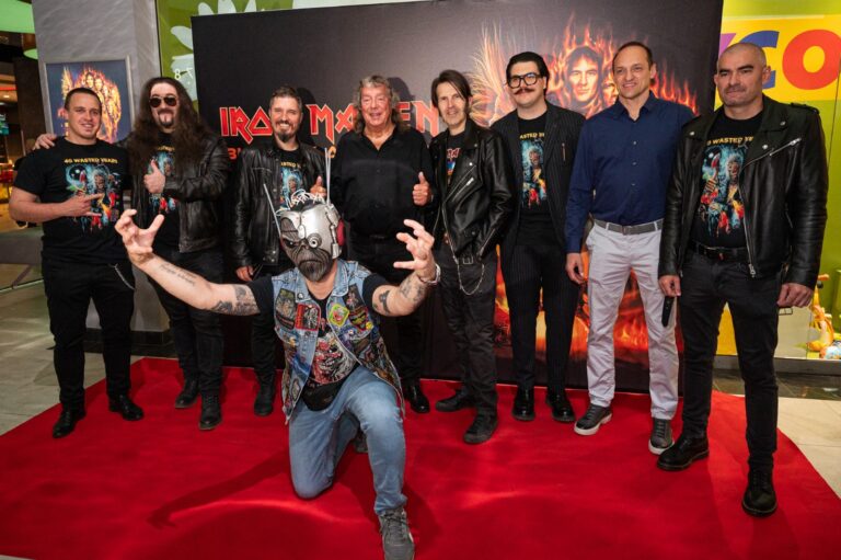 Održana beogradska premijera dokumentarca “Iron Maiden: Burning Ambition”, Denis Straton se družio s fanovima