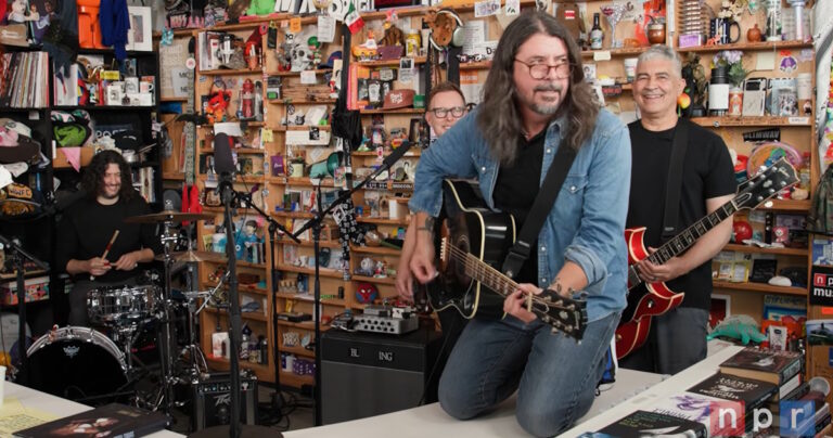 Ne treba im arena da bi kidali… Foo Fighters održali Tiny Desk koncert