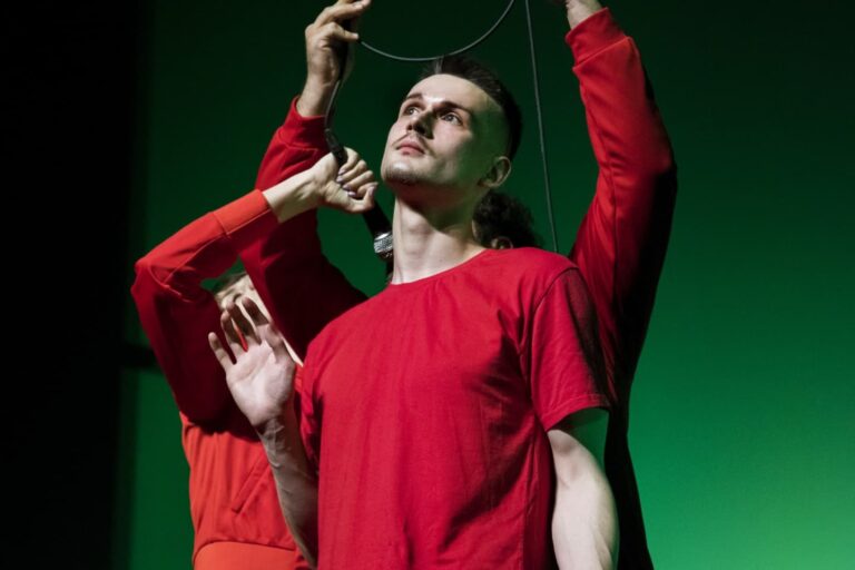 Predstava “Fun Facts“ premijerno na Mikser festivalu u Novom Pazaru