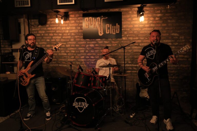 Žestoko i precizno… Bend Riff promovisao debi album “Ko sam ja?”