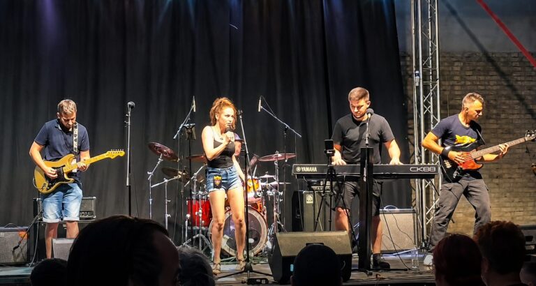Bajmok i dalje dobro svira… Trinaesti Rock fest sve generacije držao budnim do kasno u noć