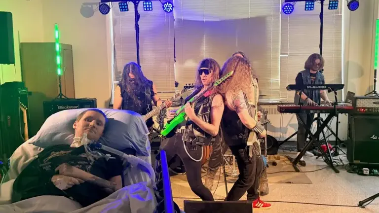 Metal koncert u bolnici… Bend The Scepter ispunio želju fanu koji više ne može da odlazi na svirke