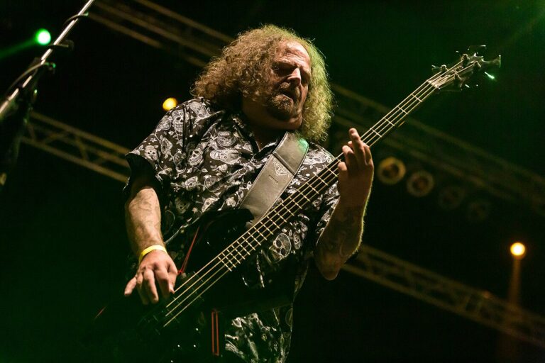 Šejn Emburi, a nije grindcore… Novi album otkriva lice koje fanovi Napalm Deatha ne poznaju