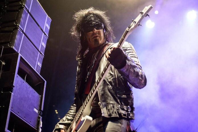 Sixx_A_M_Rock_Im_Park_2016_(6_von_15)