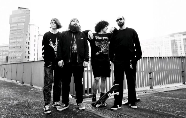 Tundra rock stiže u Fabriku… Slomosa, Kryptograf i Godsleep u Novom Sadu