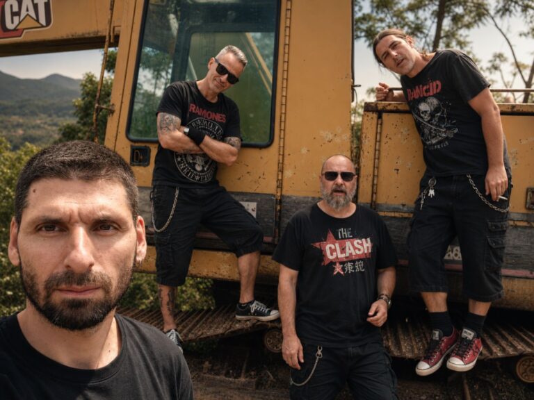 Pet obrada, jedan bend i nula predrasuda… Tri0 objavio “Punk Poplava Vol 2”