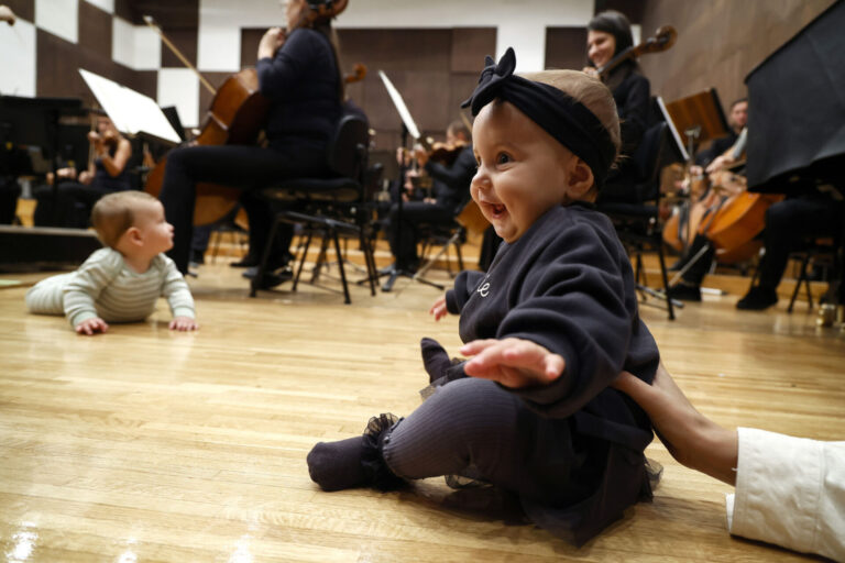 Od Mocarta se počinje: Beogradska filharmonija novu sezonu otvara koncertima za bebe
