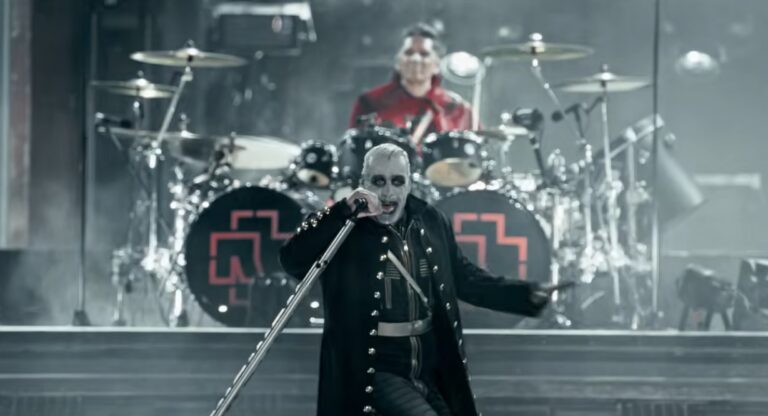 Rammstein pustili prvu vatru iz Meksika… Objavljen snimak “Armee der Tristen” iz novog koncertnog filma