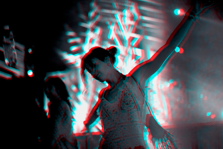 Psihijatrija rejva… Performativno predavanje i di-džej set na zatvaranju Bup Bap festivala